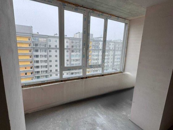 ТЕРМІНОВИЙ ПРОДАЖ! Простора, світла  квартира в Бучі з двома лоджіями Буча