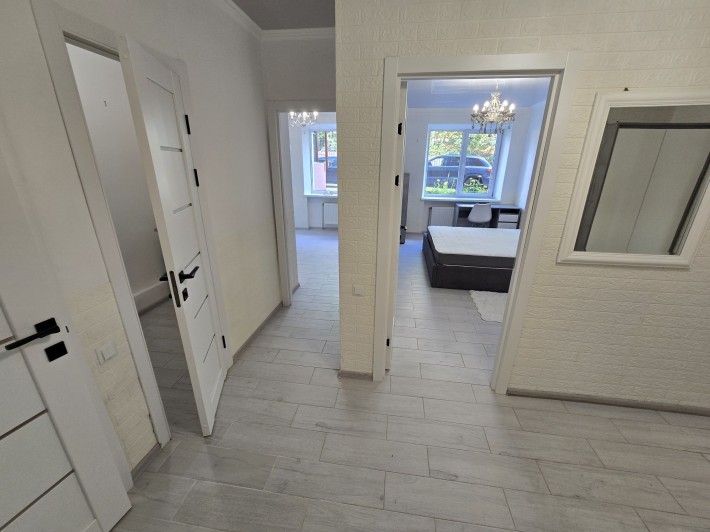 Терміновий продаж двушки, напроти парку Незнайка - фото 1