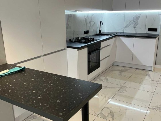 Продам велику євродвокімнатну квартиру з ремонтом Ірпінь