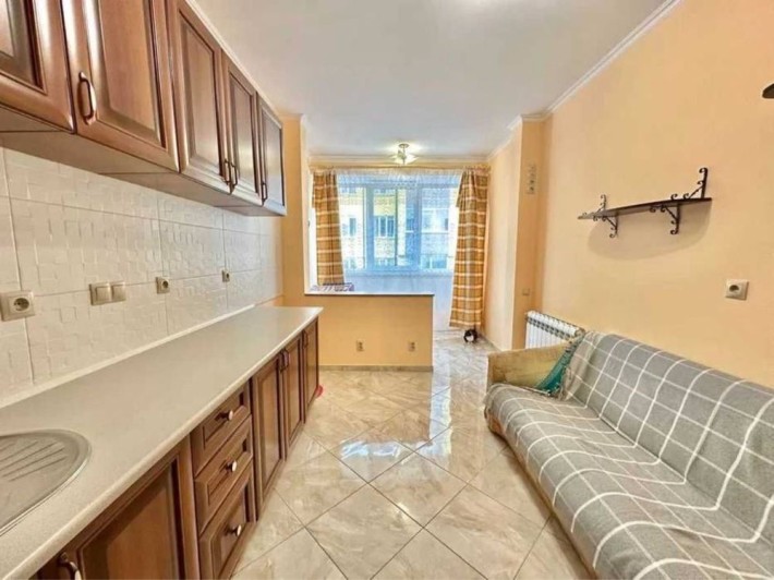 Однокімнатна з ремонтом 40 м2, газ! Програми - так! - фото 1