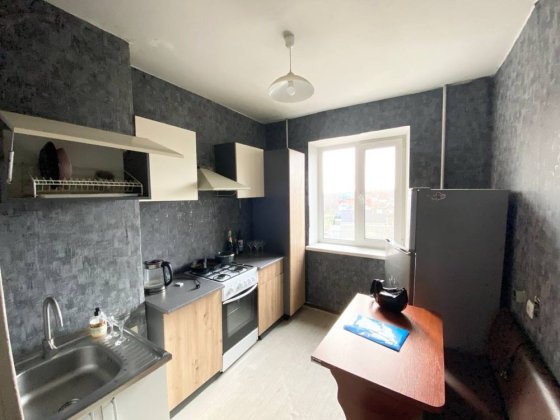 Продаж 2х кімнатної квартири в Нагірній частині р-н оптової бази Кременчук