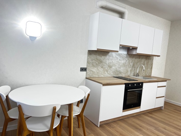 Готова квартира , з ремонтом та технікою по супер ціні - фото 1