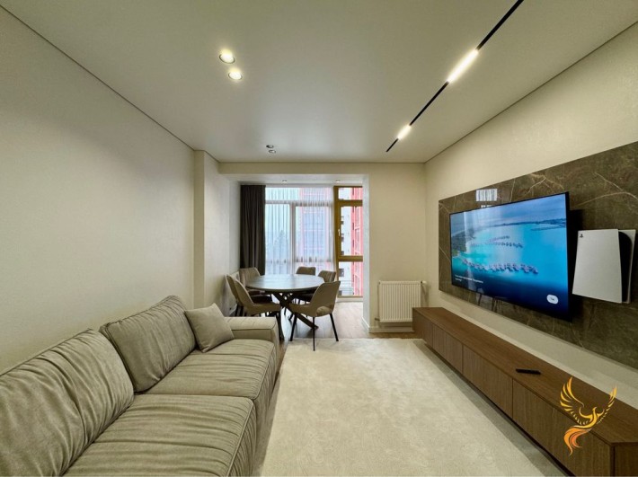 Продається сучасна та простора 3-х кімнатна квартира - фото 1