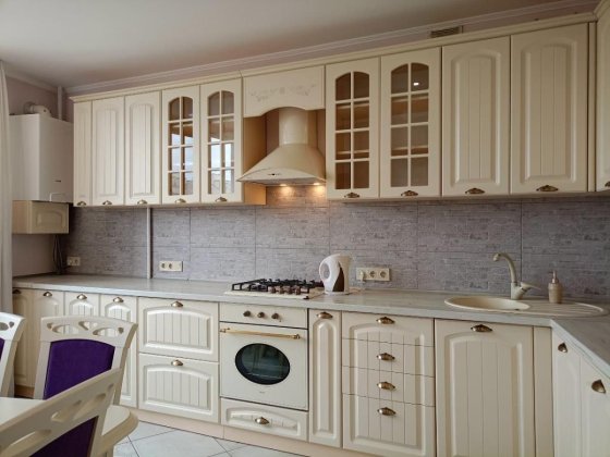 2-кімнатна квартира в житловому комплексі поблизу центру міста Івано-Франківськ