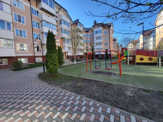 Продам  приміщення  в цоколі під житло, бізнес  в ЖК Буча Квартал Буча