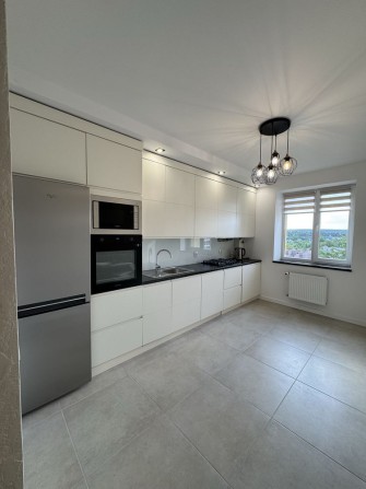 2кімнатна з якісним ремонтом і кладова у подарунок - фото 1