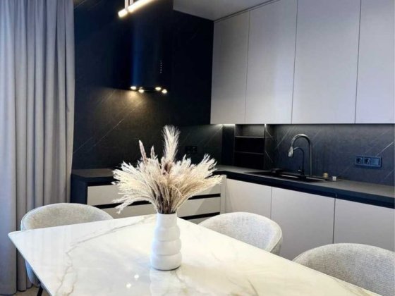 Неймовірна двохкімнатна квартира 65 м2 , дизайнерський ремонт. Єоселя! Ірпінь