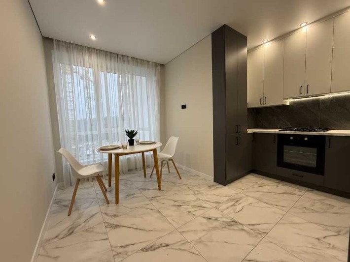 Продам 1-кімнатну квартиру з новим ремонтом. Без комісії - фото 1