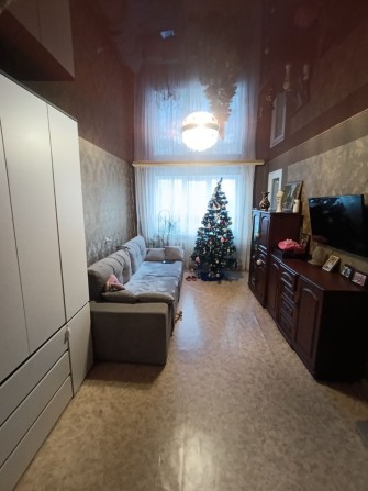 Продам квартиру 3-х комнатную м-н Солнечный - фото 1