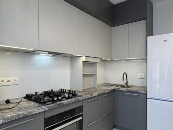 Продаж квартири з новим ремонтом, меблями і технікою! Ирпень