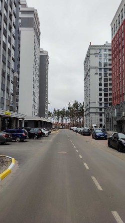 ТЕРМІНОВО. 2к квартира в зданому ЖК, можна на ремонт - фото 1