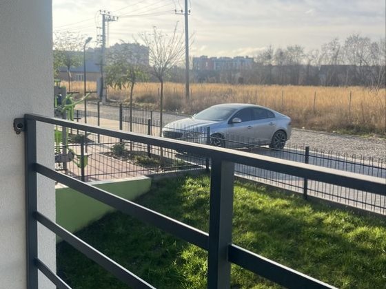 Євродвохкімнатна квартира з частково виконаними роботами Буча