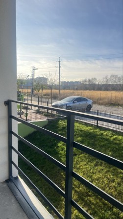 Євродвохкімнатна квартира з частково виконаними роботами - фото 1