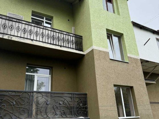 Велика 2 к. р-н ЖД вокзалу Івано-Франківськ