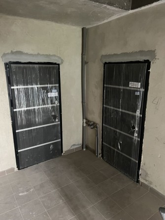 Збудована видова 2 кім 3 пов 65м з видом на річку - фото 1