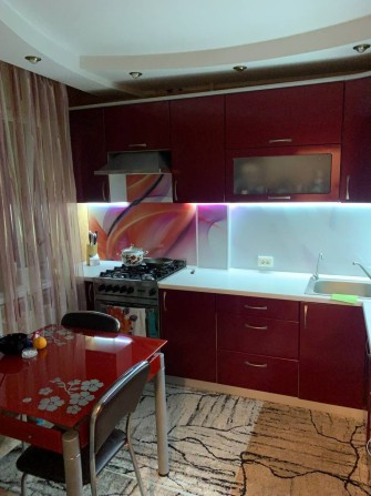 Власник .Продам 3к.квартиру з автономним опаленням. Вул.Володимира Вел - фото 1