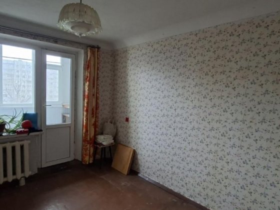 Продам 2 кім з лоджією Дніпрова р-н ФЦ Апельсин. СЕРТИФІКАТ. Кременчук