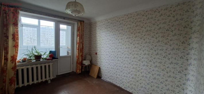 Продам 2 кім з лоджією Дніпрова р-н ФЦ Апельсин. СЕРТИФІКАТ. - фото 1