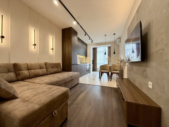 Стильна однокімнатна з кухнею-студією в центрі! 3 поверх, 42м2! Івано-Франківськ