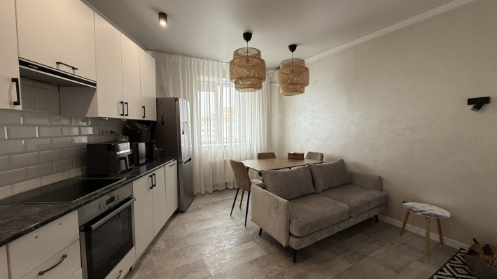 Продам 2 кімнатну квартиру. Центр Буча. - фото 1