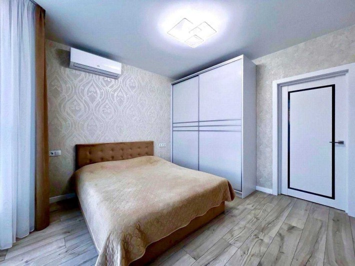 Продаж! 1кім з новим РЕМОНТОМ в закритому ЖК Гранд Бурже!Мінімал оформ - фото 1