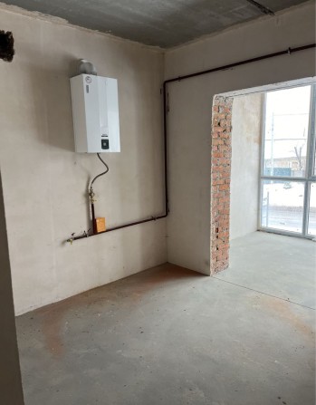 Продаж квартири з газом в готовому будинку ! - фото 1