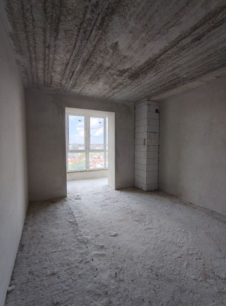 Однокімнатна квартира поруч з озером! - фото 1