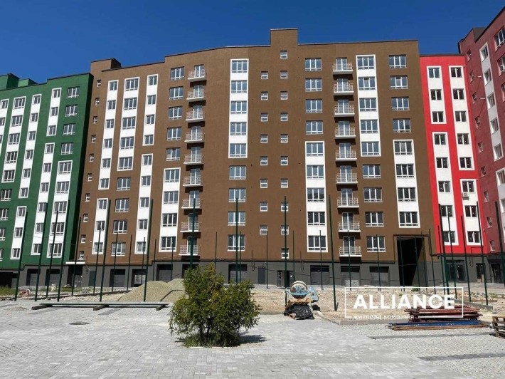 Здана 1км квартира з чорновим ремонтом + котел .  ЖК Гетьманський - фото 1