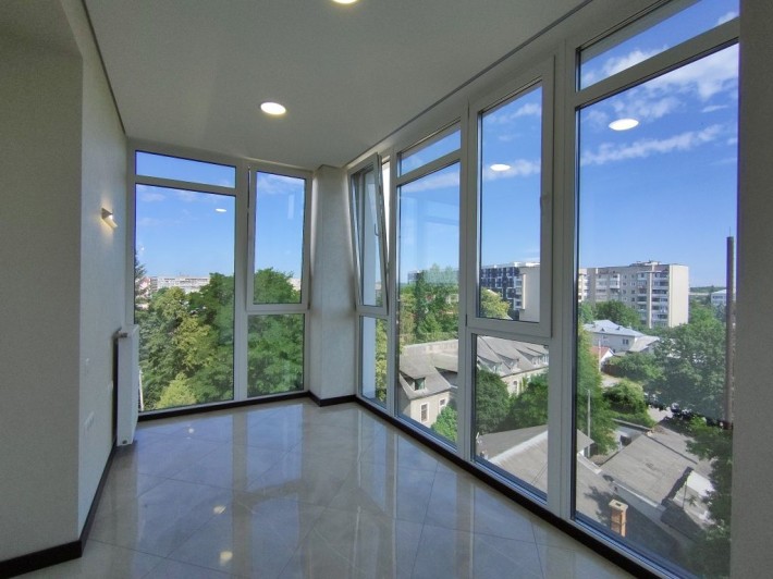 Фантастична 2кімнатна квартира в центрі міста! - фото 1