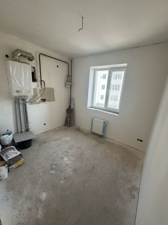 Продаж квартири з стяжкою та штукатуркою! - фото 1