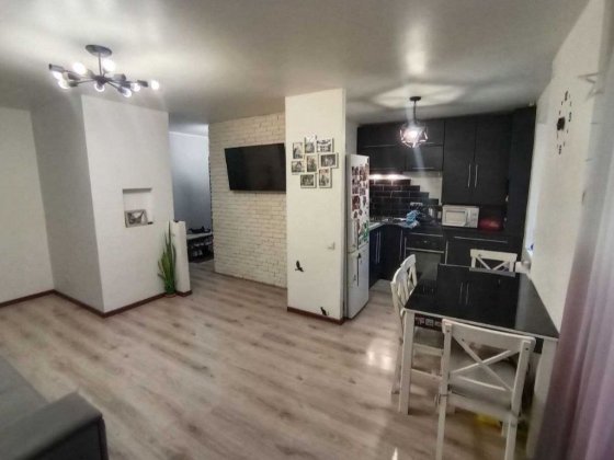 Продаю с дизайнерс  ремонт Кривой Рог