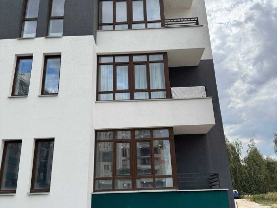 Продаж 2-кімнатної квартири з окремим входом  Буча Буча