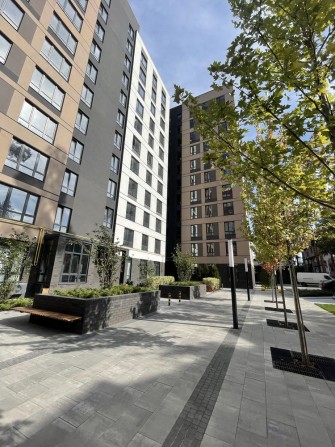 Євро 3 к квартира 73 м.кв., кухня 23 м.кв. біля Центрального парку - фото 1