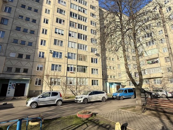 Продам 3-кімнатну квартиру на вулиці Кравчука! Луцьк