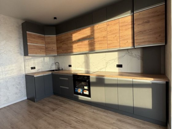 Продається сучасна квартира біля парку Шевченка Івано-Франківськ