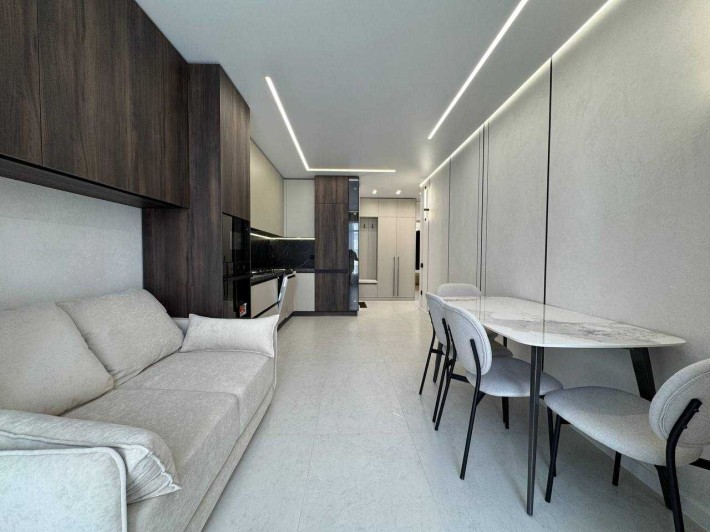 Терміново! якісна 2 кім з ремонтом в центрі, 5 пов - фото 1