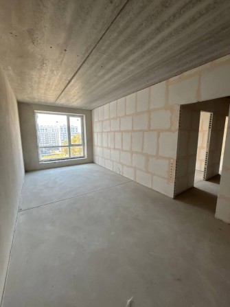 Продам євро 3 кімнатну квартиру в місті Буча - фото 1