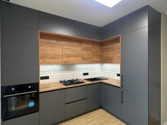 Продам 1-кімнатну квартиру з ремонтом. Каскад. 2поверх. Ивано-Франковск