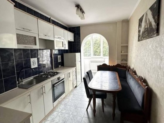 3-кімнатна квартира у Луцьку (вул. Гордіюк) Луцьк