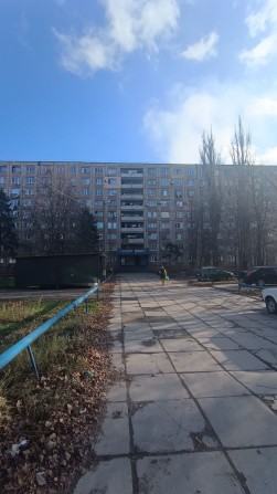 2-кімнатна на пл. Домнобудівників - фото 1