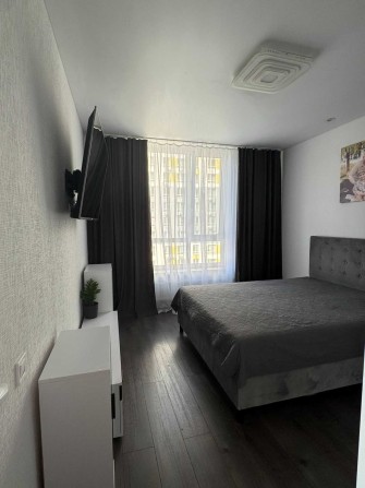 Продам двокімнатну квартиру в найкращому ЖК міста! Ірпінь!є балкон - фото 1