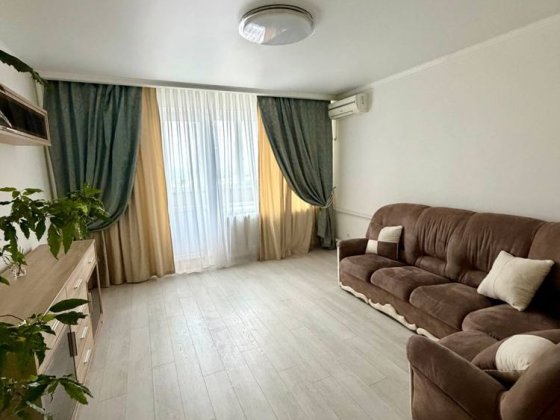 Продам 3 кімнатну квартиру Кременчук