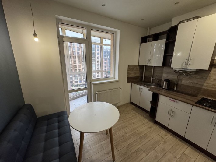 Продам однокімнатну квартиру з ремонтом, меблями! Центральний парк - фото 1