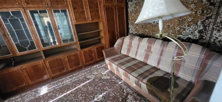 Продам квартиру   ,кого цікавить телефонуйте - фото 1