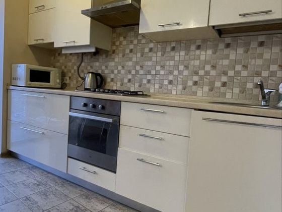 МІНІМАЛЬНІ ПОДАТКИ! Затишна квартира з ремонтом в центрі Бучі! Буча