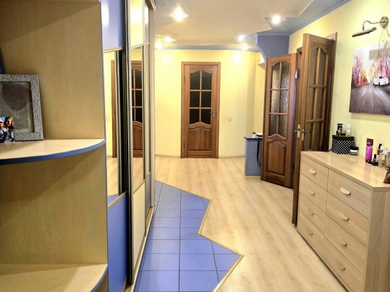 Продаж / Квартира / Кременчук Кременчук