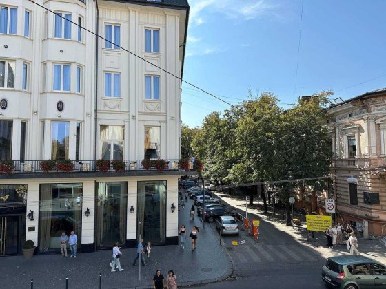 Квартира в історичному центрі міста в польському будинку Івано-Франківськ