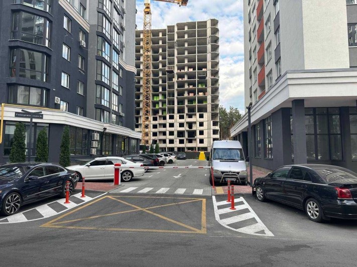 Простора 1-кімнатна квартира в сучасному мікрорайоні в Ірпені! Є газ! - фото 1