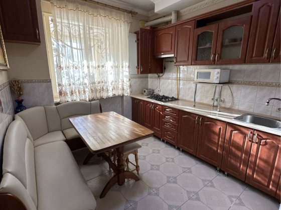 Терміновий продаж 3 кімнатна квартира з ремонтом 97м2+власна ділянка Івано-Франківськ