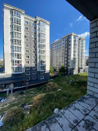 Трьошка 76м2 в ЖК Континент зі штукатуркою. Навпроти 3 школа! Ціна топ - фото 1